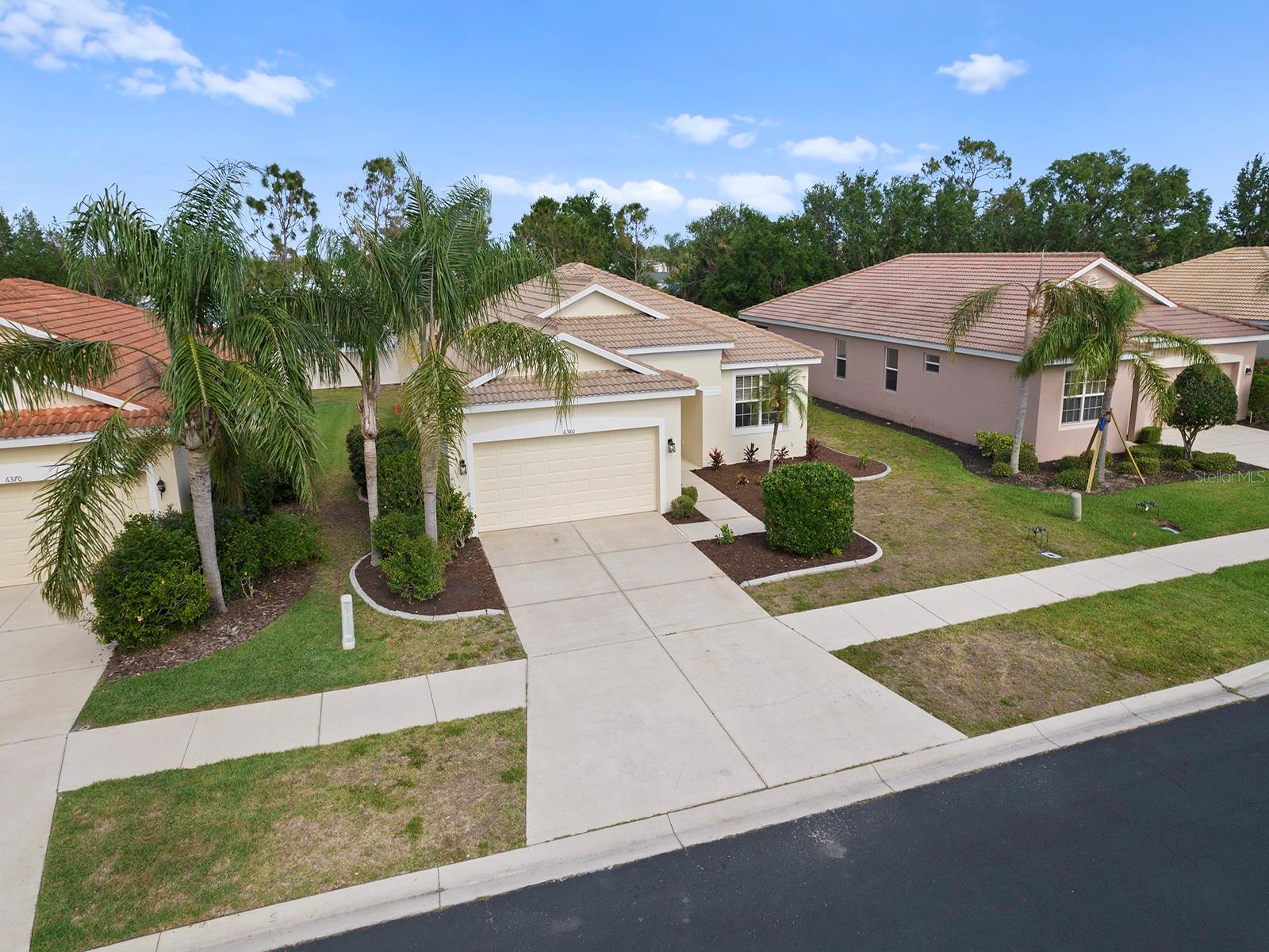 6380 FALCON LAIR DR