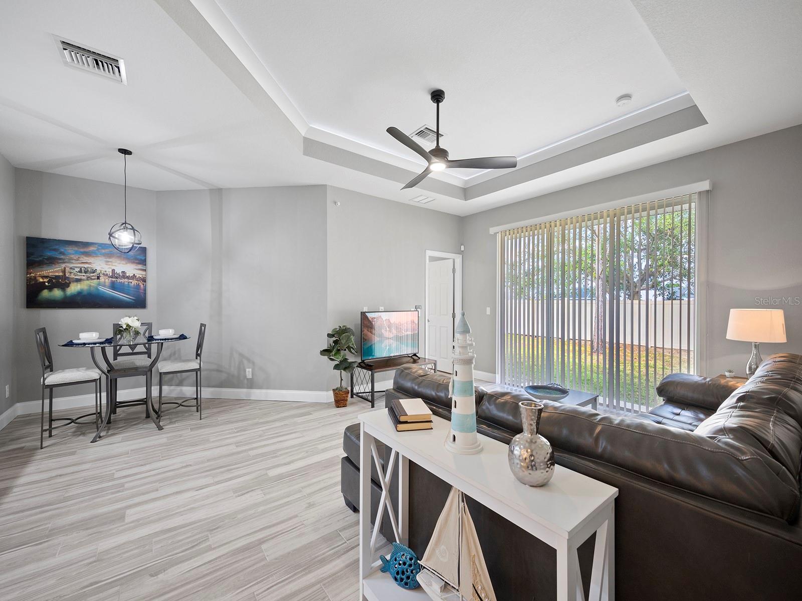 6380 FALCON LAIR DR