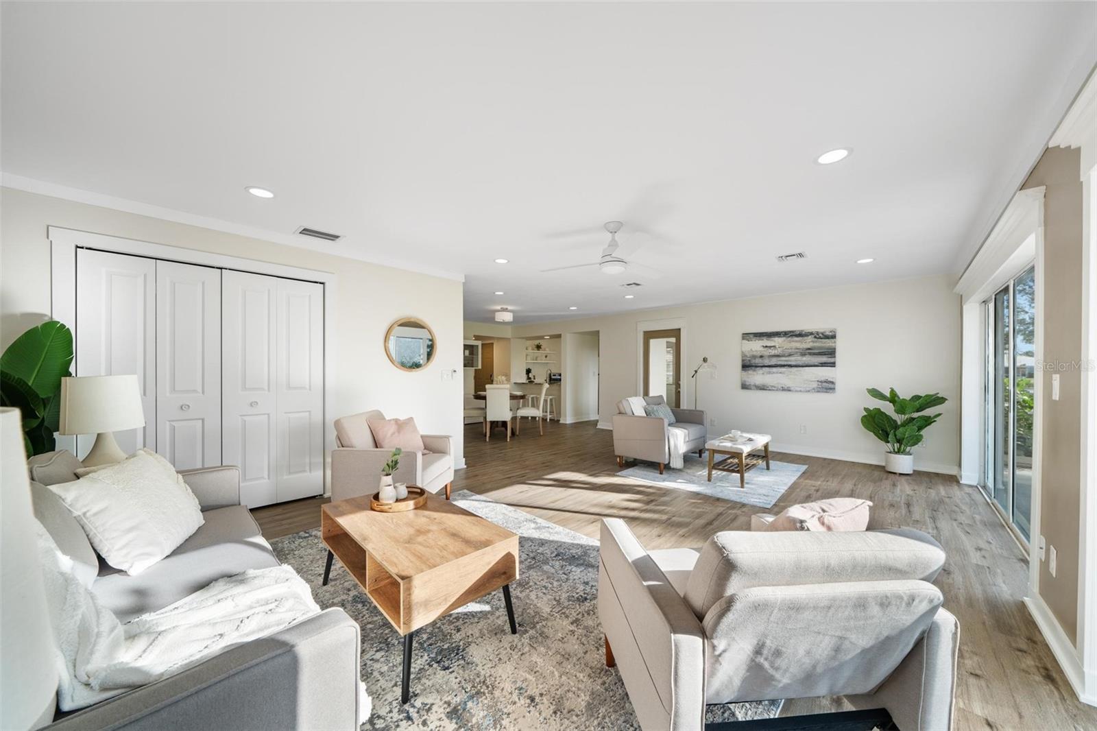105 WEXFORD CT #142, #142