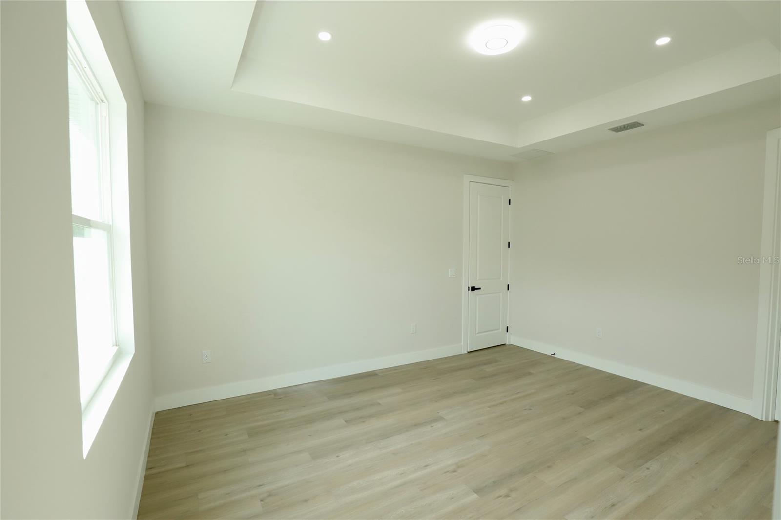 286 KREIGER ST