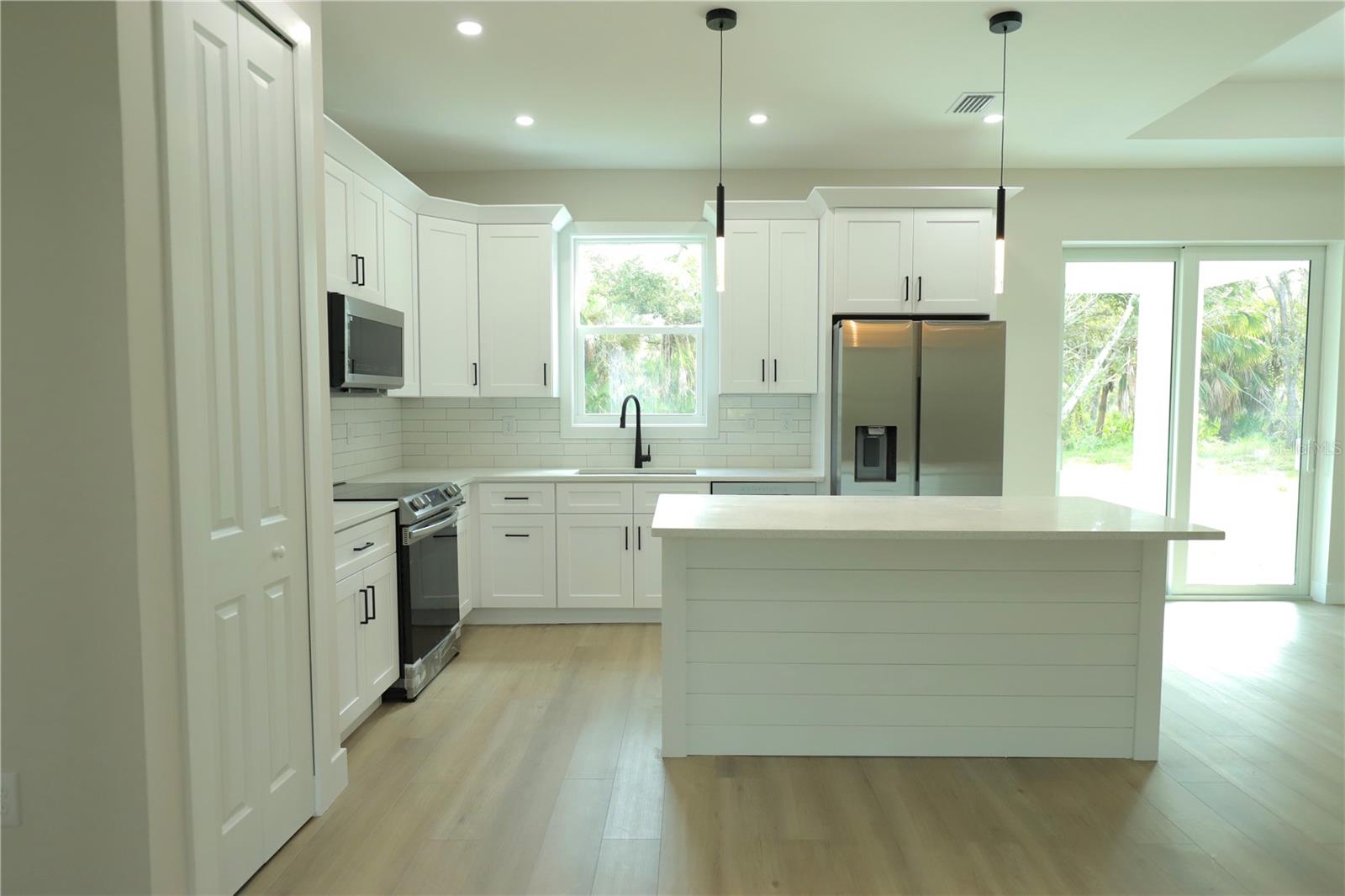 286 KREIGER ST
