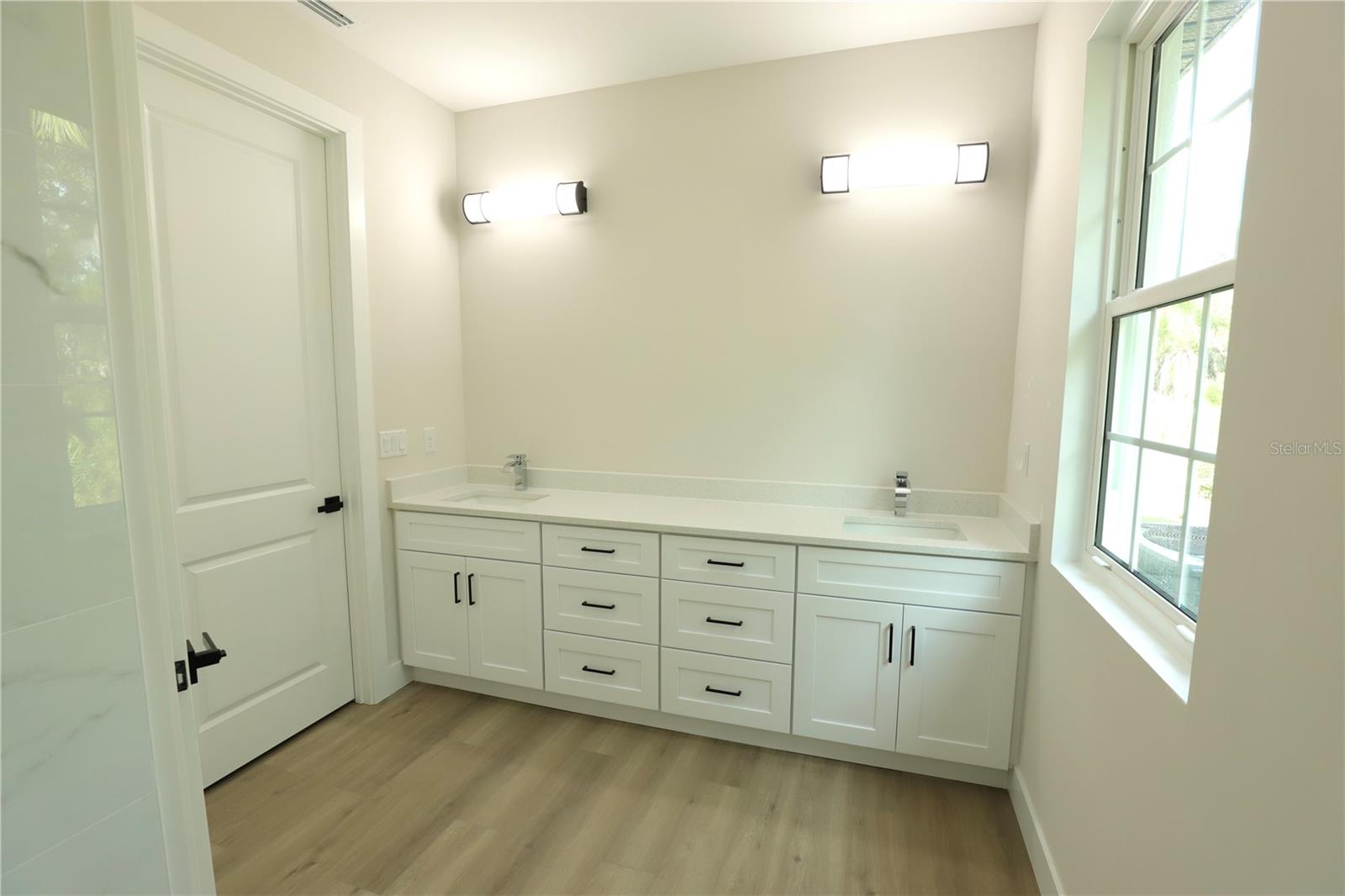 286 KREIGER ST