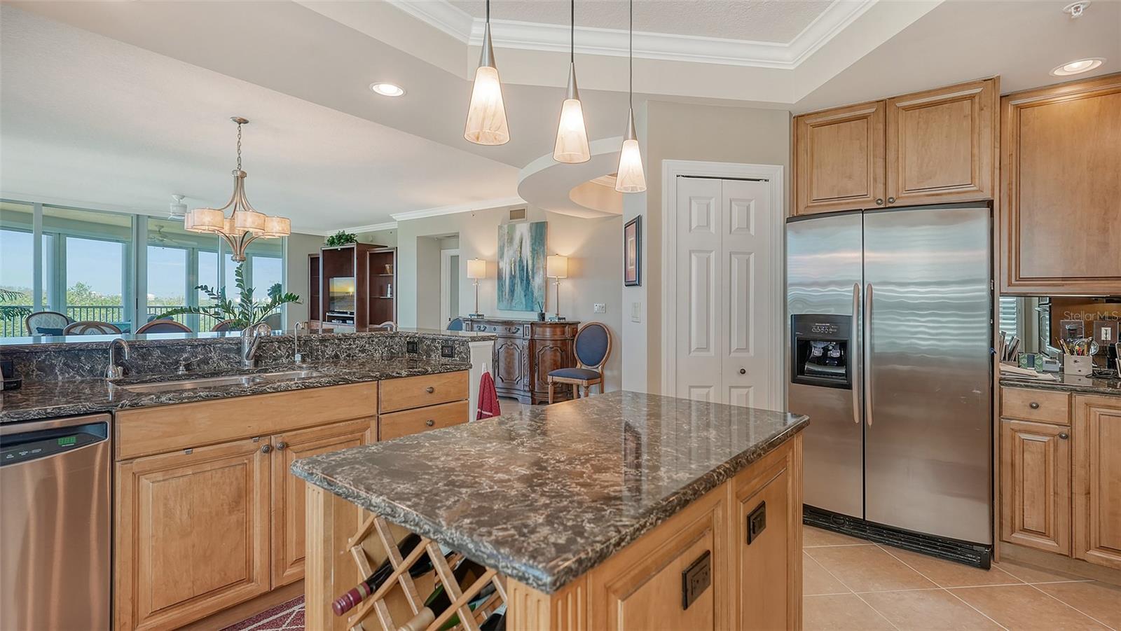 409 N POINT RD #501, #501