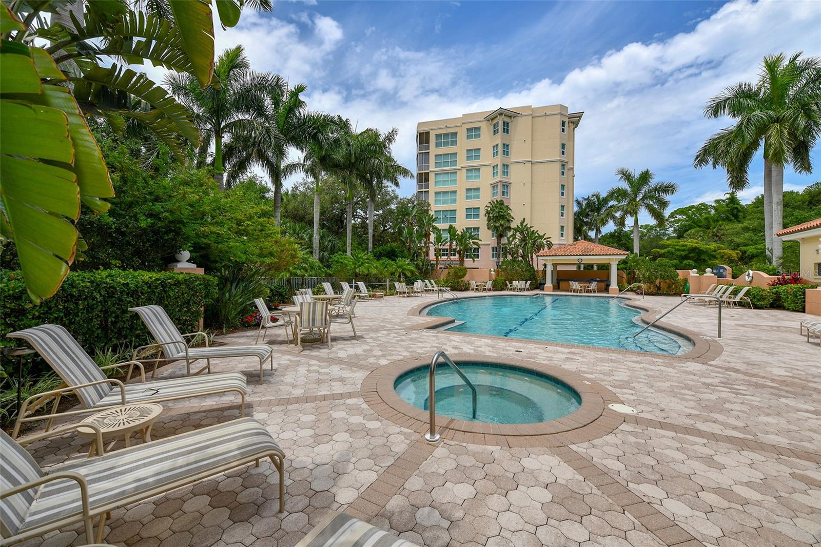 409 N POINT RD #501, #501