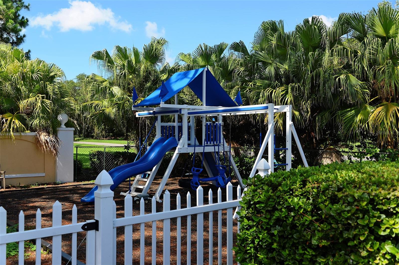 409 N POINT RD #501, #501