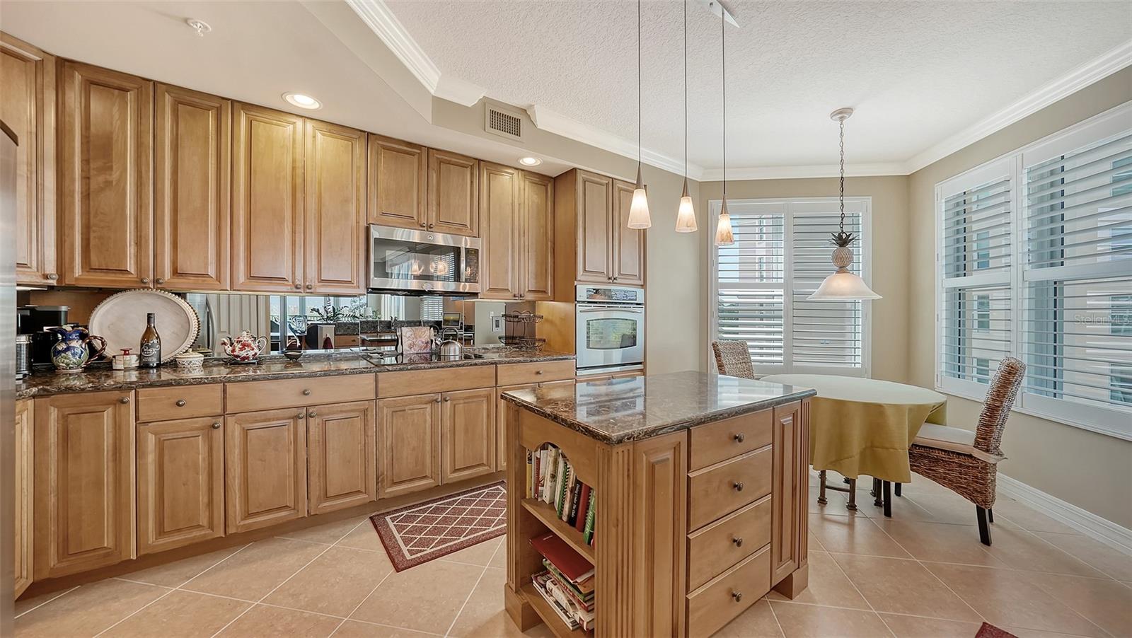 409 N POINT RD #501, #501