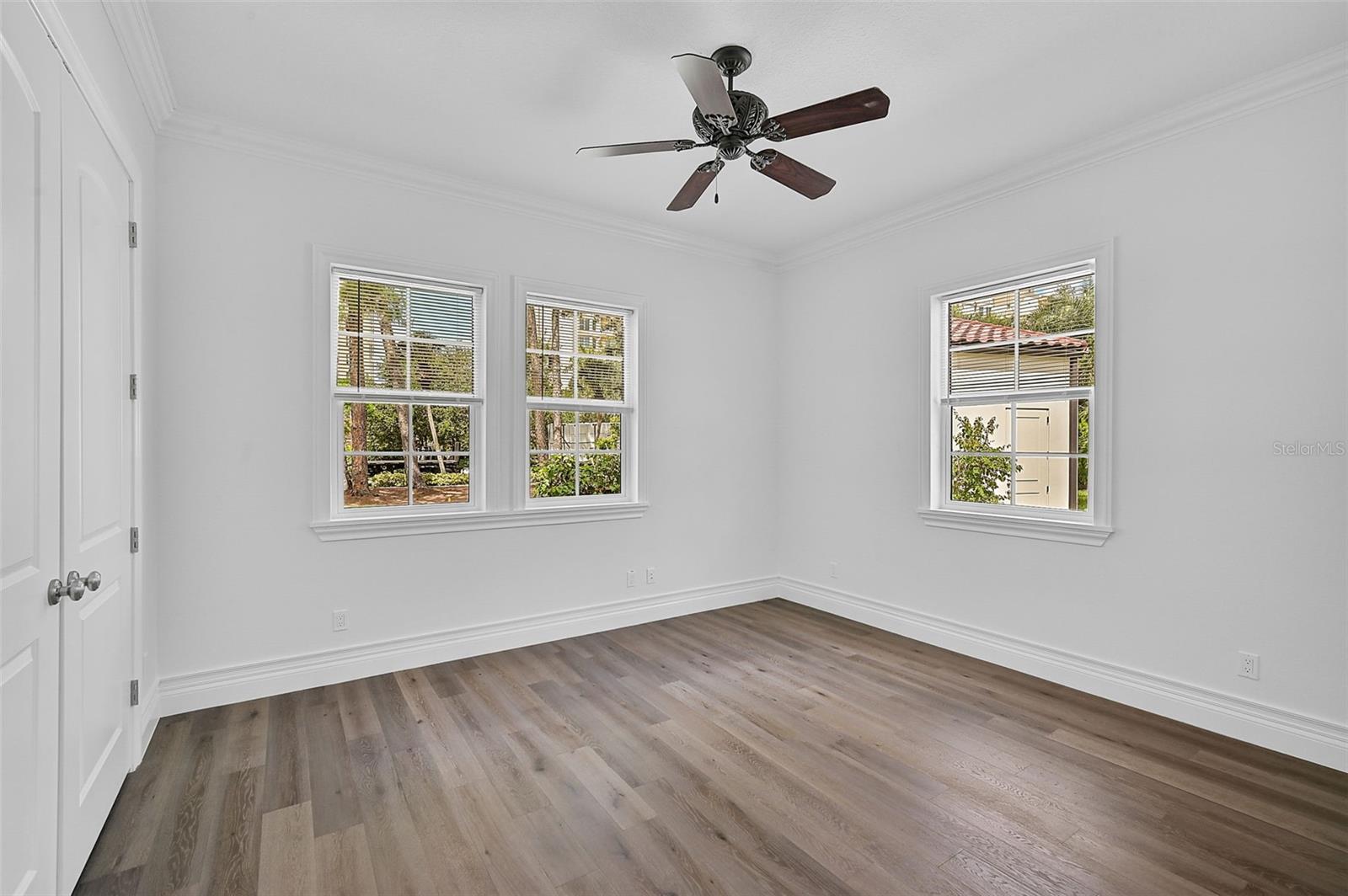 360 N POINT RD
