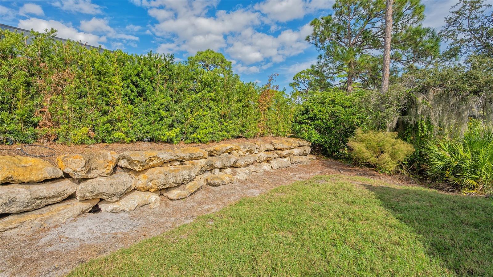 360 N POINT RD