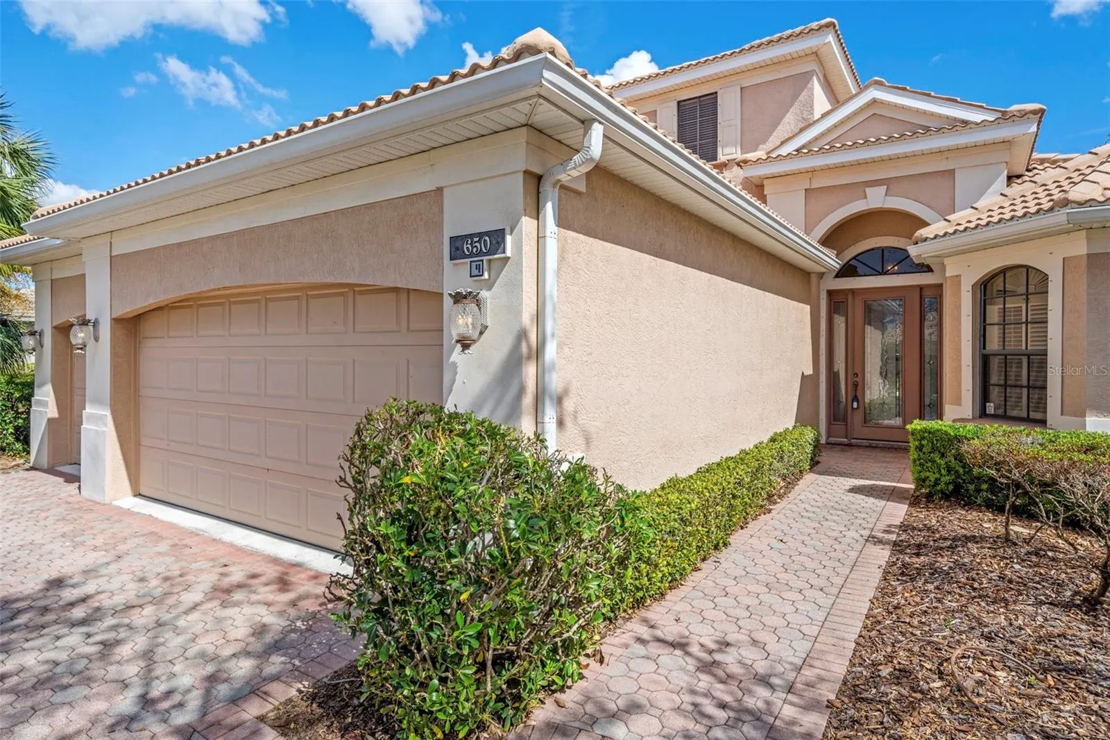 650 CRANE PRAIRIE WAY