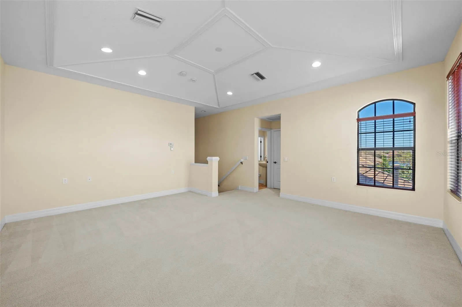 650 CRANE PRAIRIE WAY