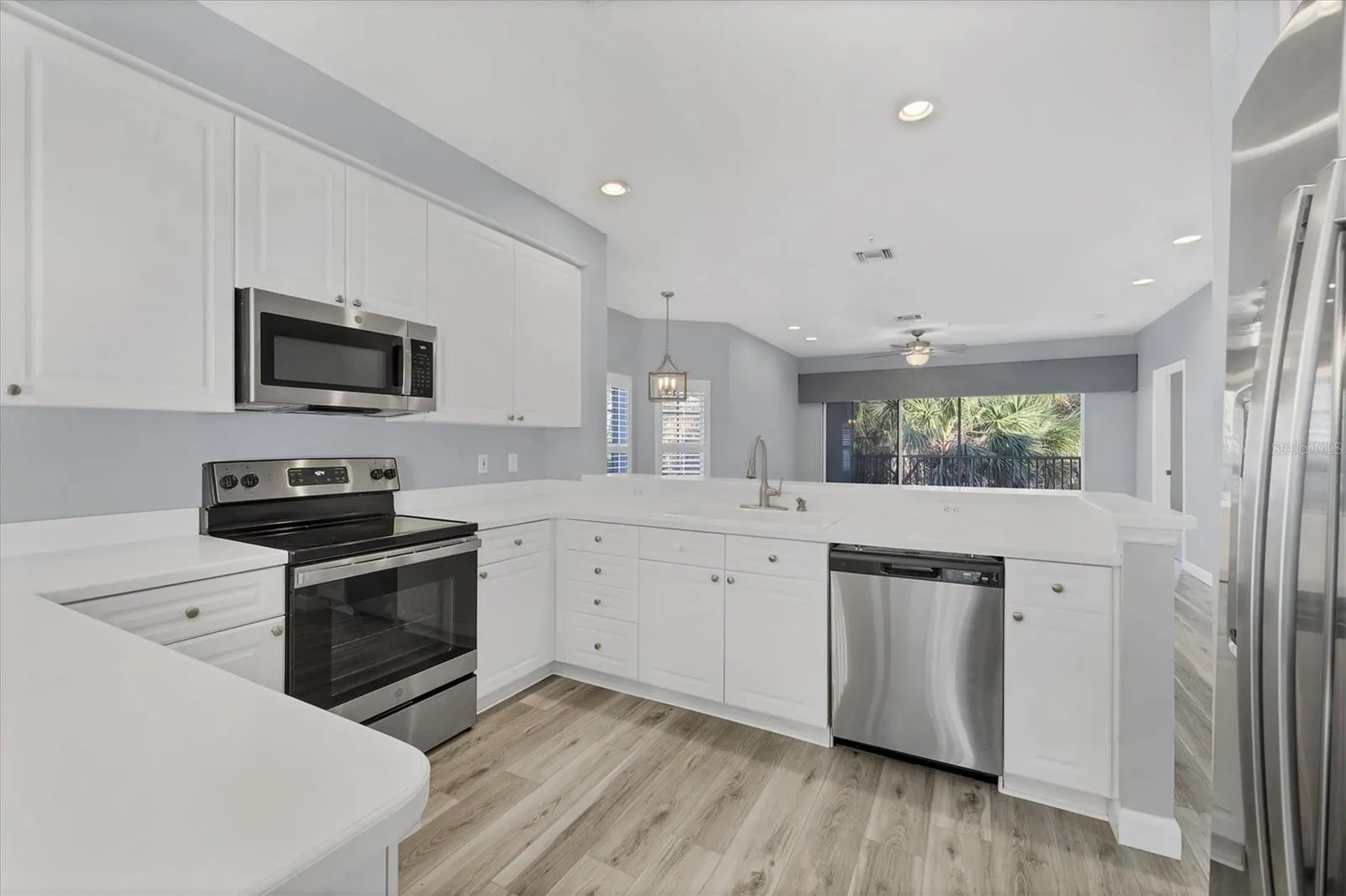 294 HIDDEN BAY DR #203, #203