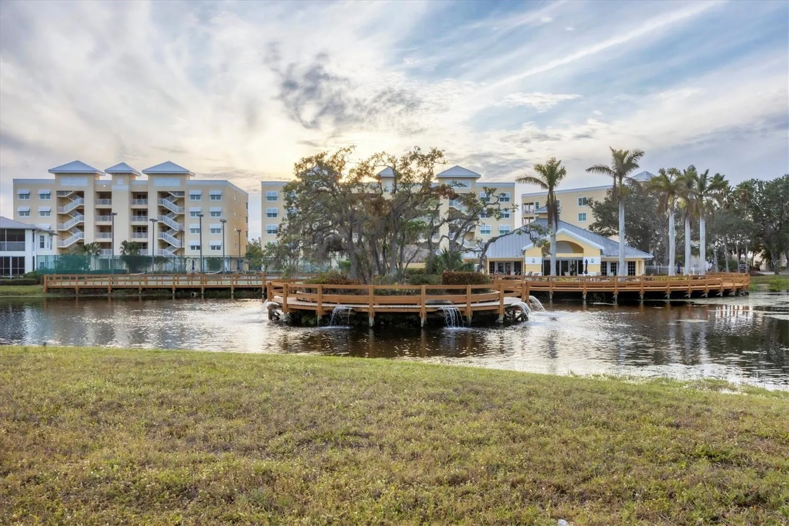 294 HIDDEN BAY DR #203, #203