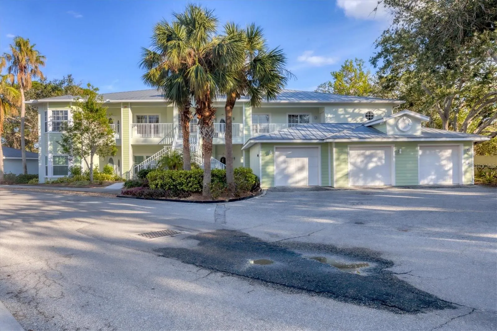 294 HIDDEN BAY DR #203, #203