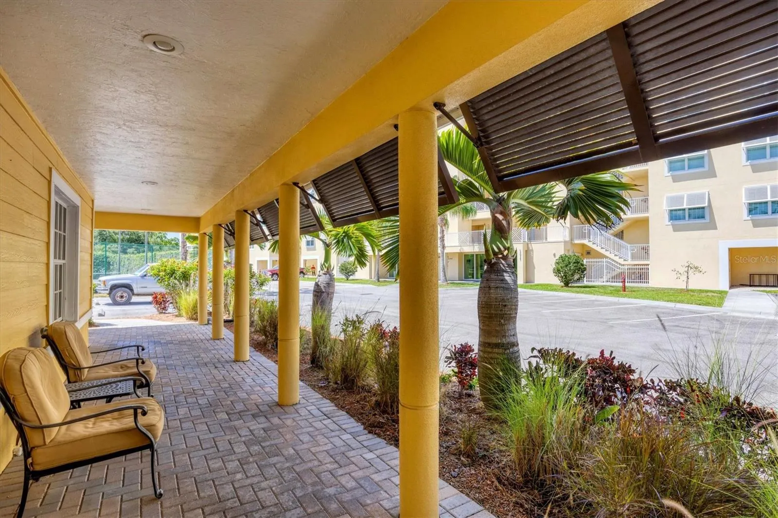 294 HIDDEN BAY DR #203, #203