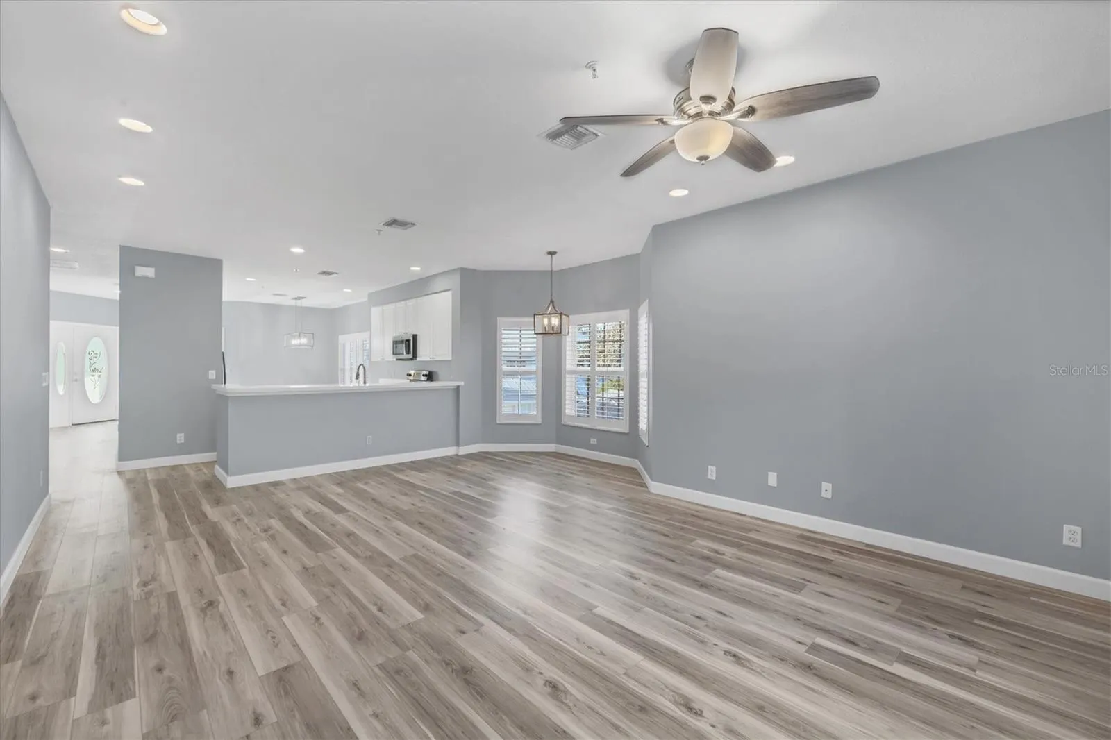 294 HIDDEN BAY DR #203, #203
