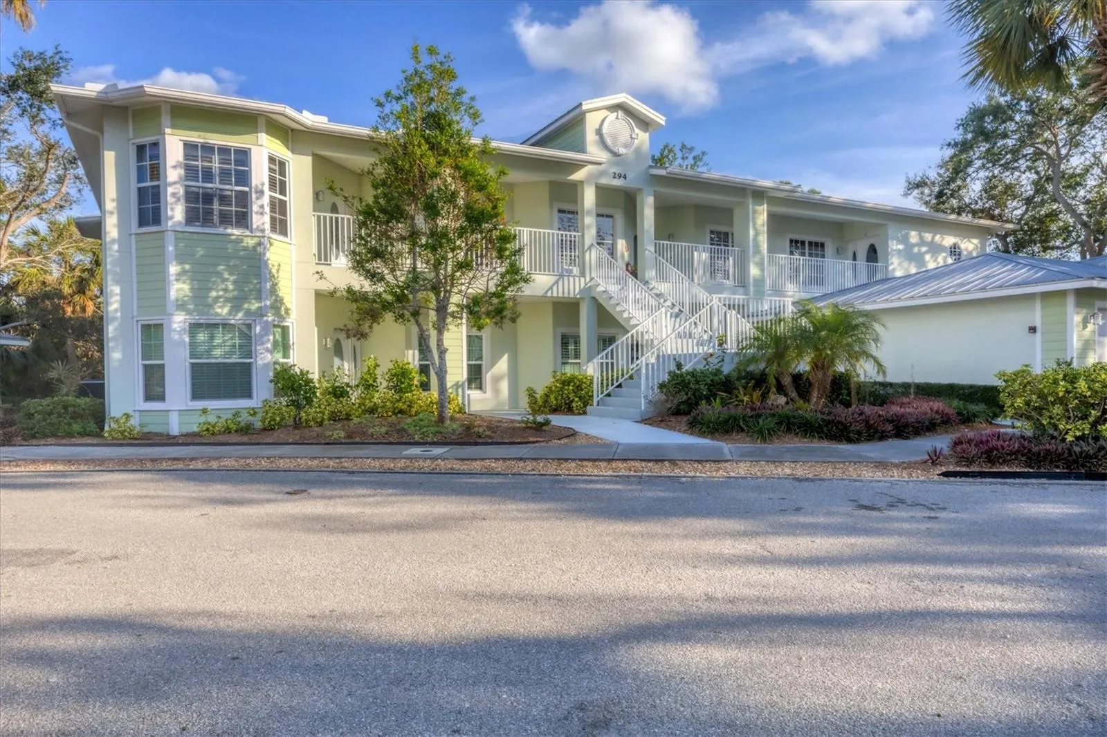 294 HIDDEN BAY DR #203, #203