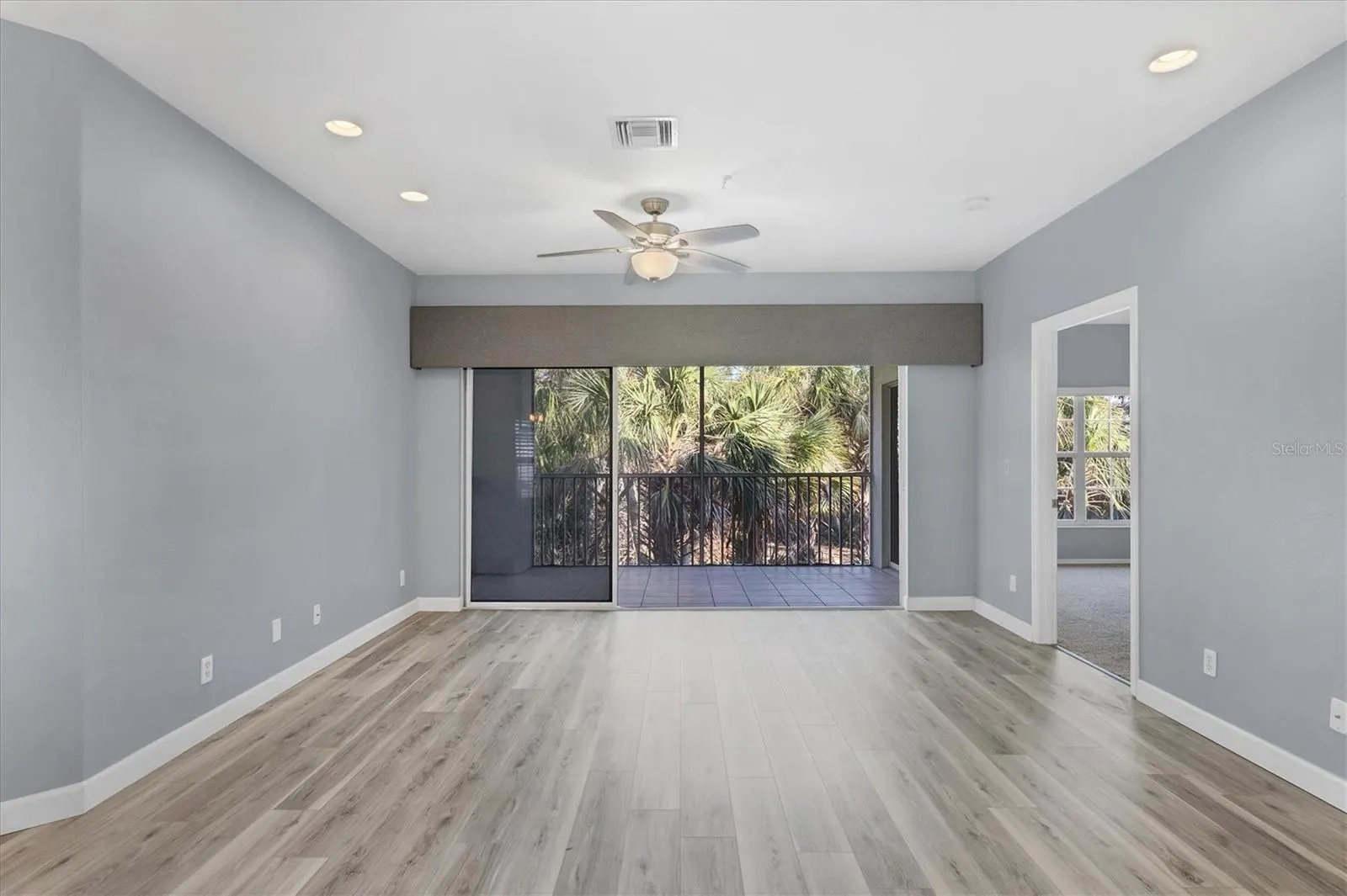 294 HIDDEN BAY DR #203, #203