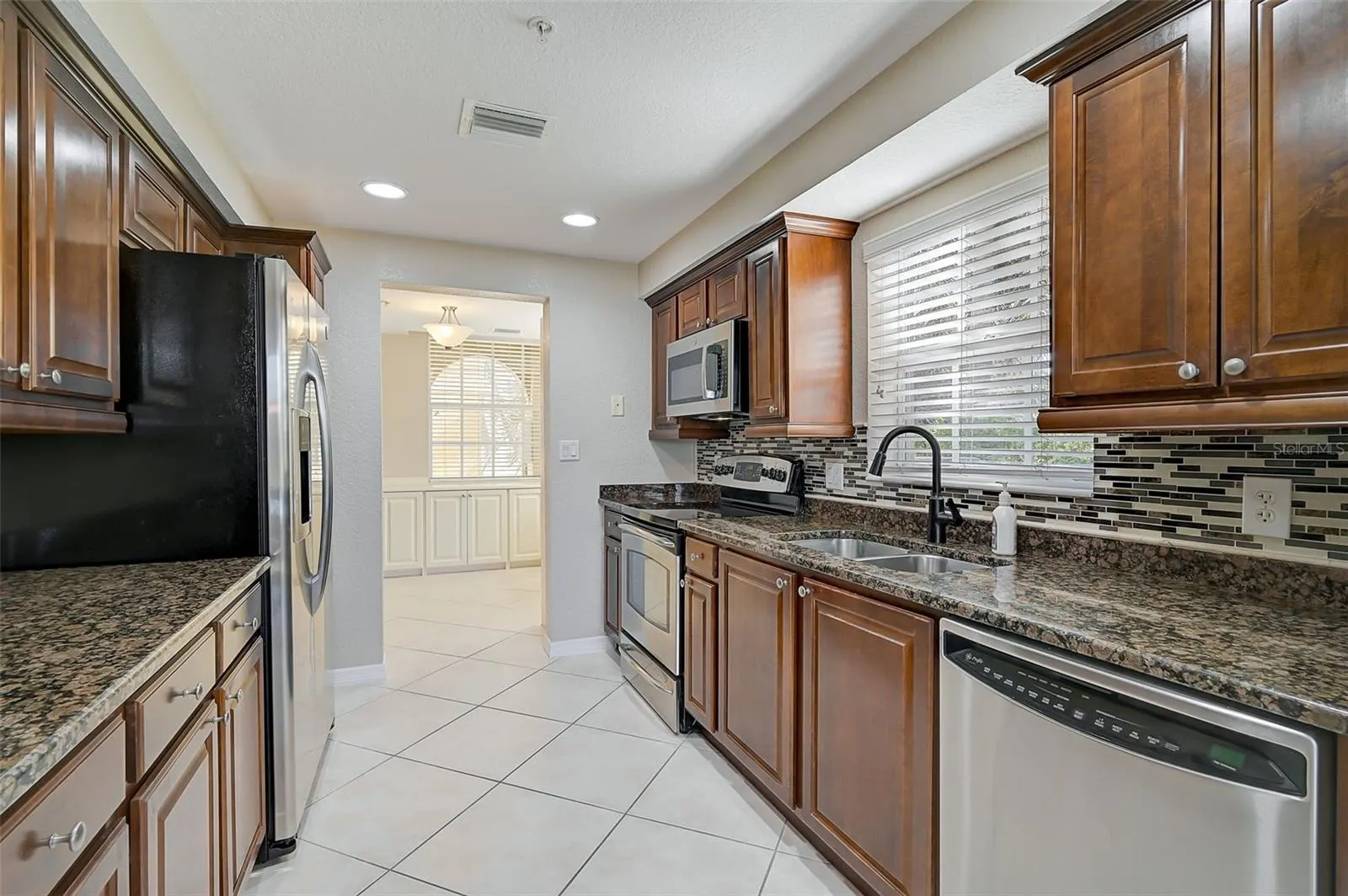 2251 JESSIE HARBOR DR #2101, #2101