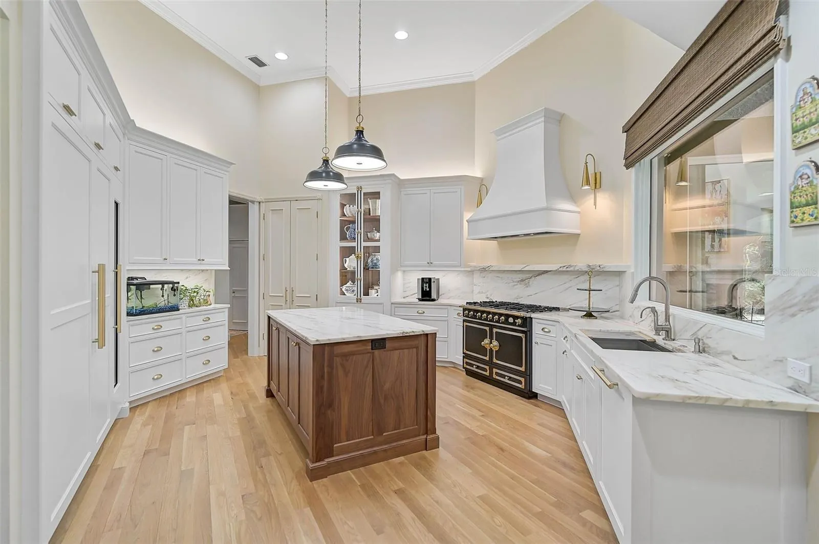 662 FERNWALK LN