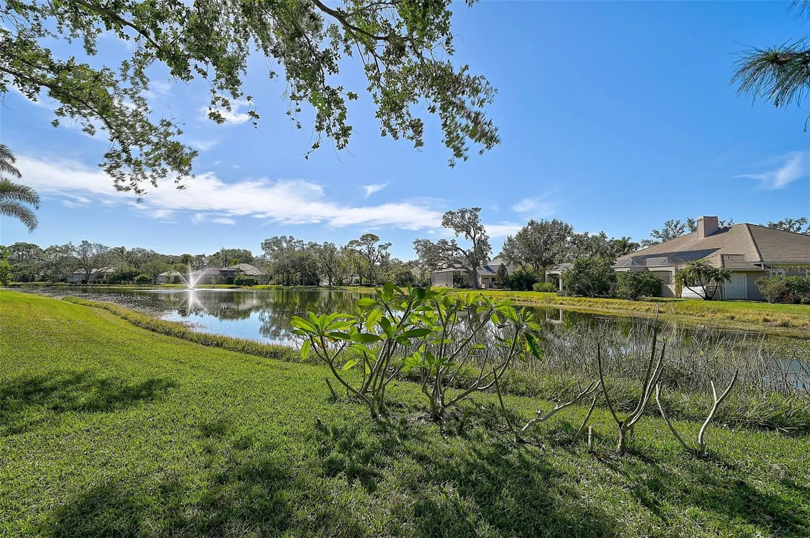 662 FERNWALK LN