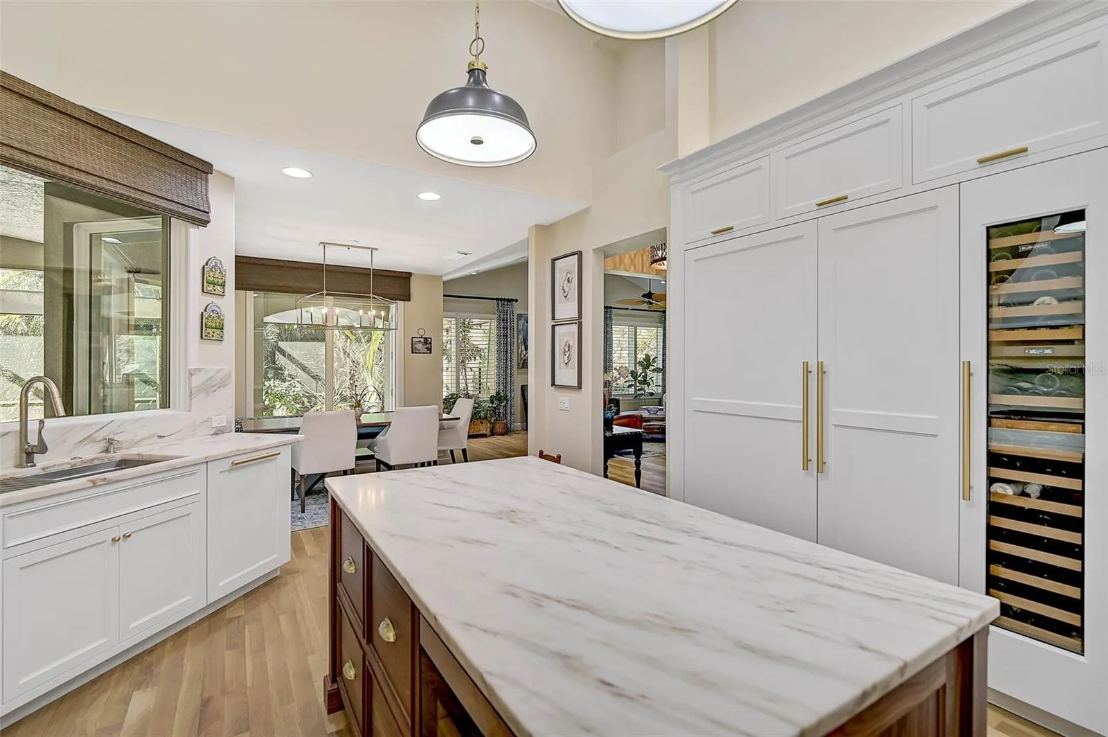662 FERNWALK LN