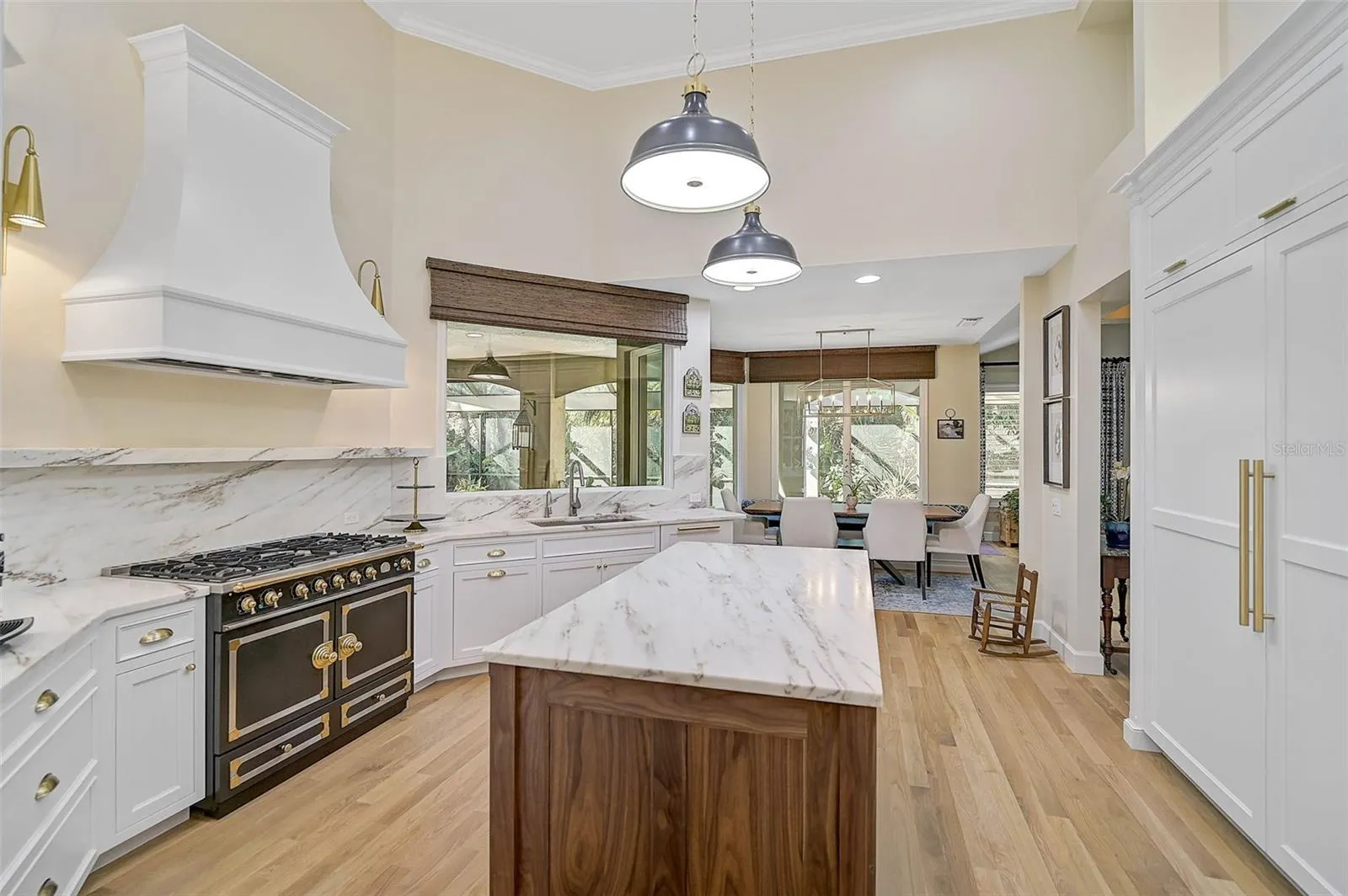 662 FERNWALK LN