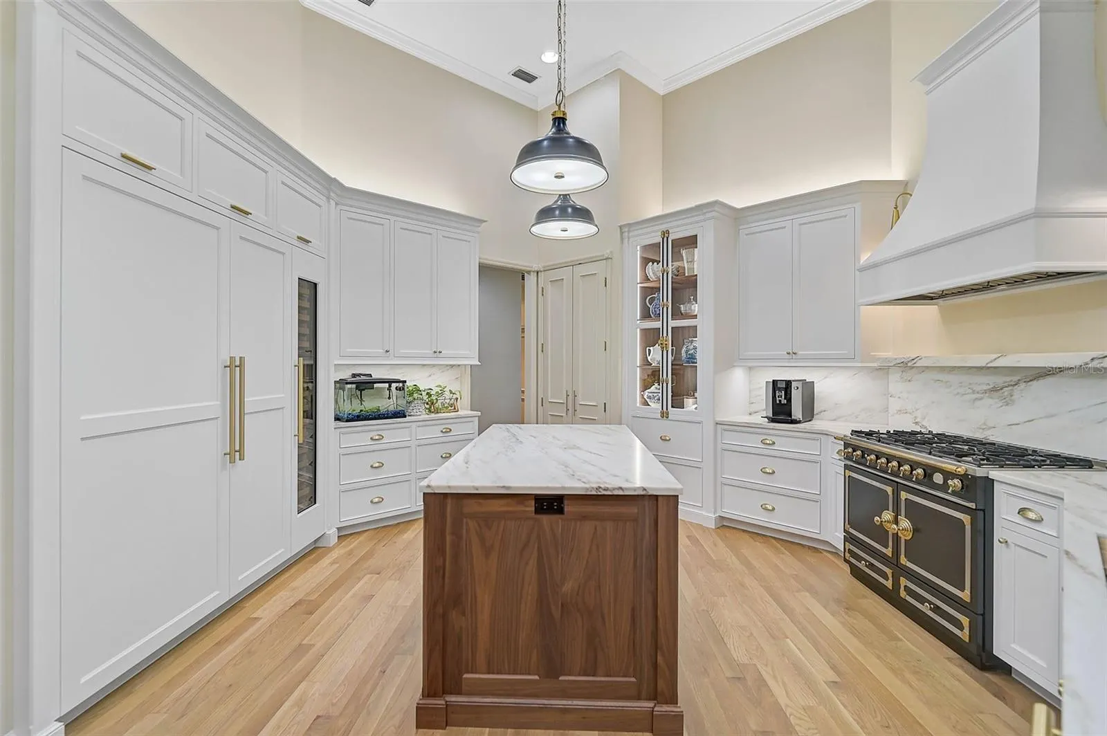 662 FERNWALK LN