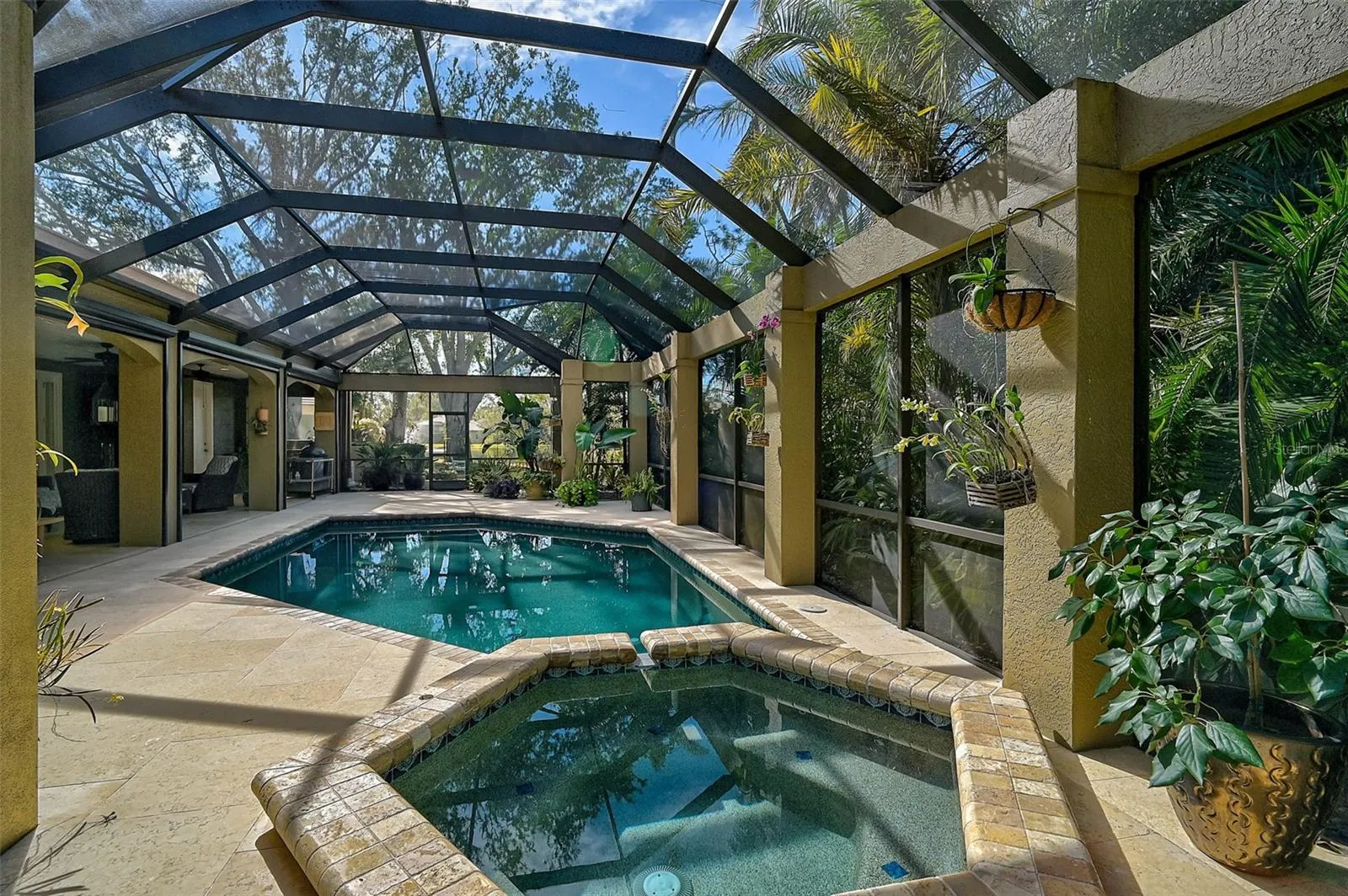 662 FERNWALK LN