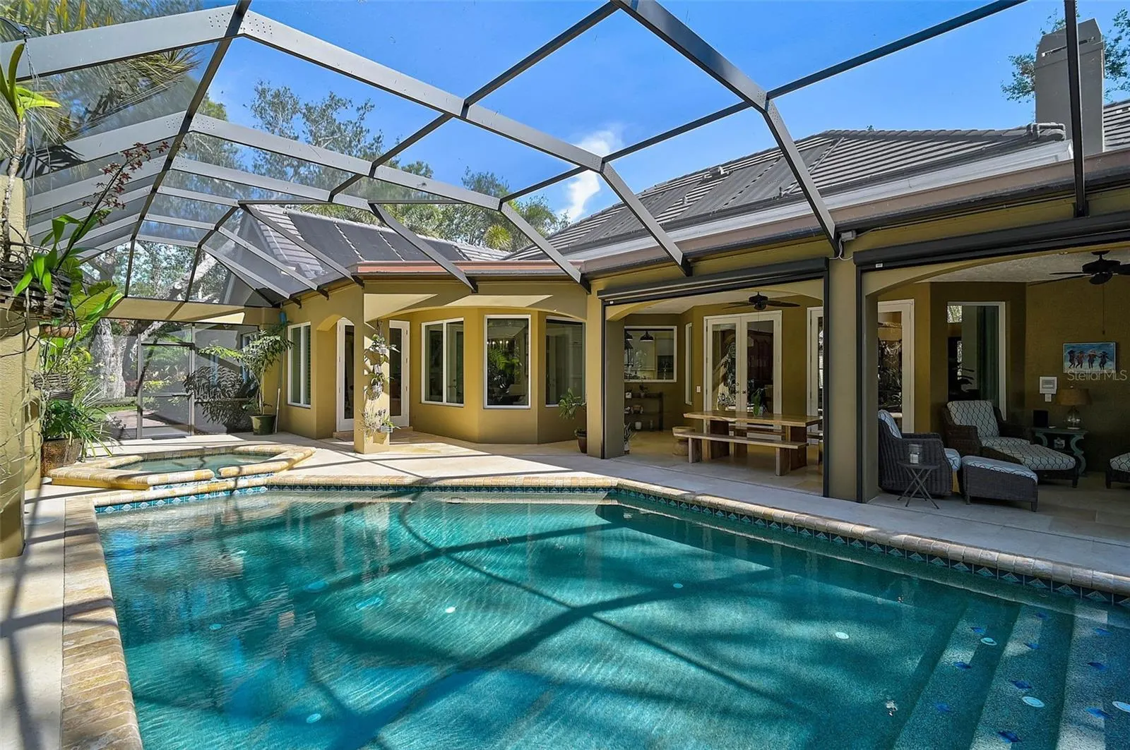 662 FERNWALK LN