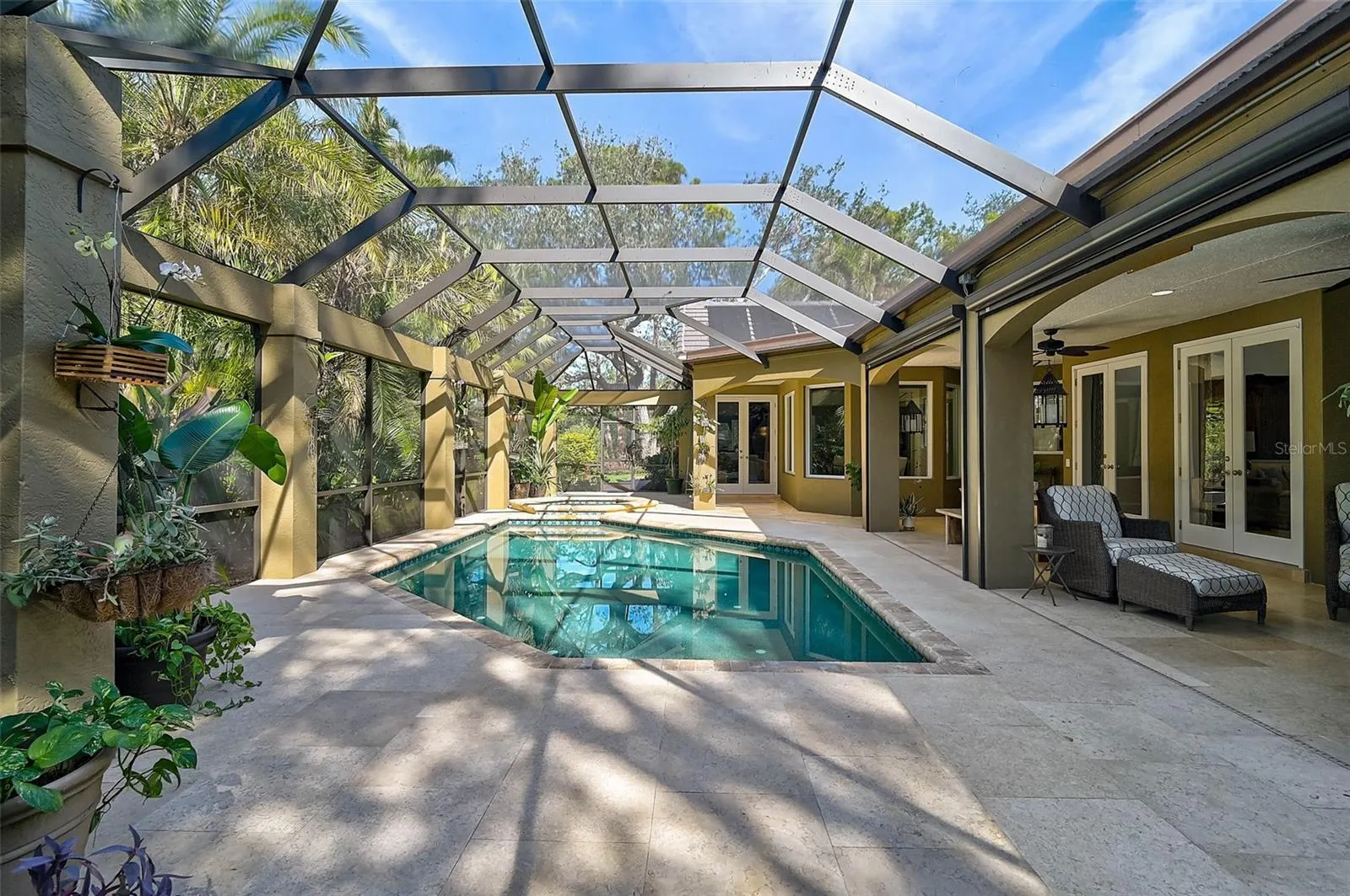 662 FERNWALK LN