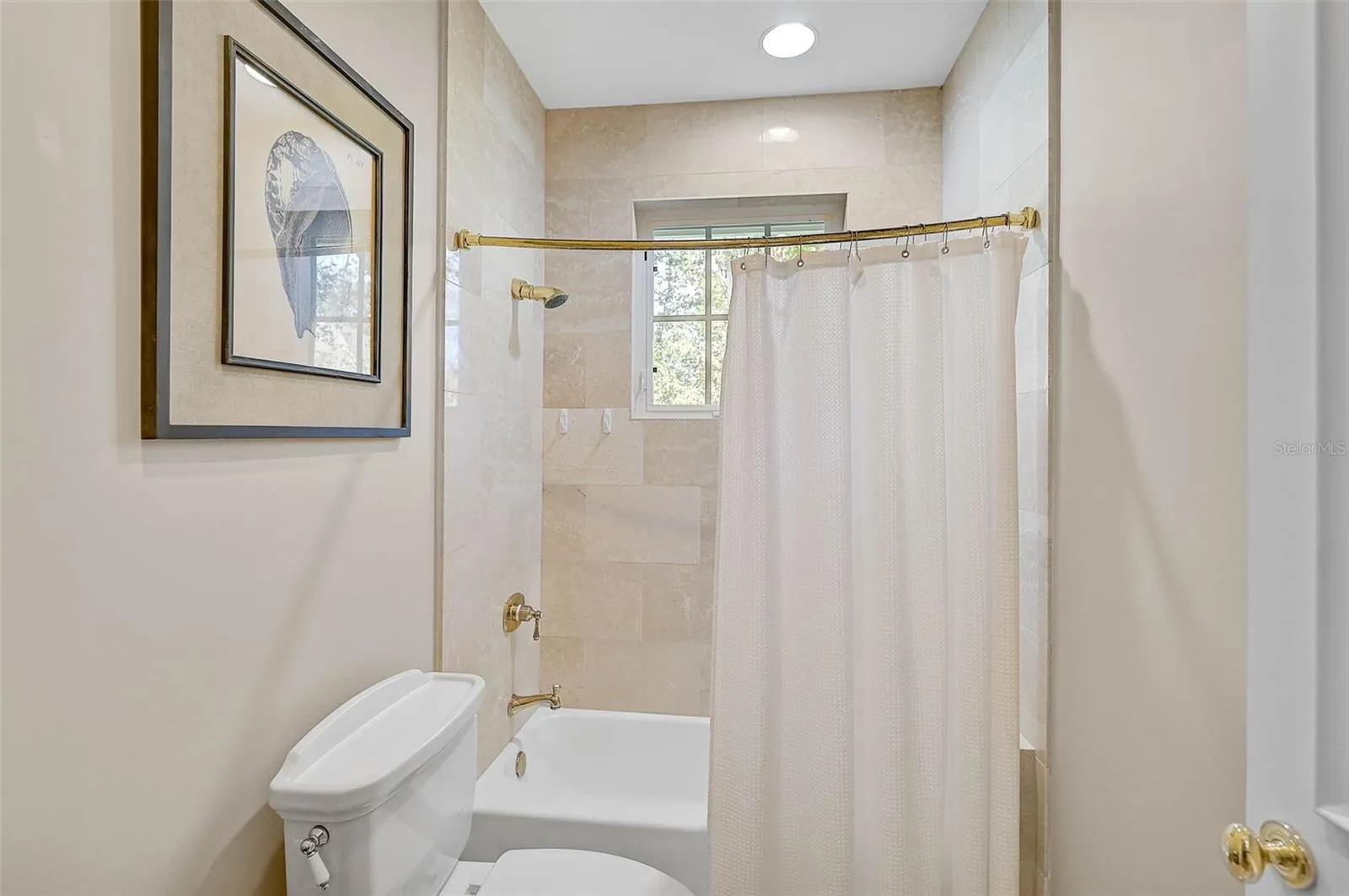 662 FERNWALK LN