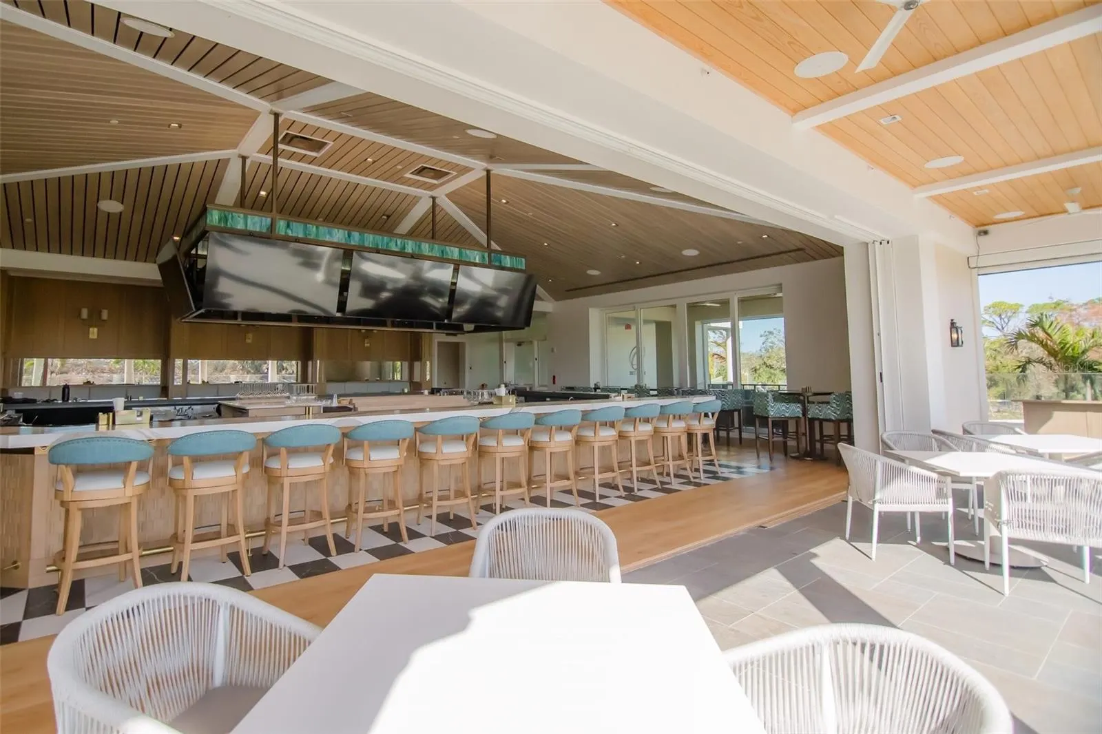 385 N POINT RD #402 #402