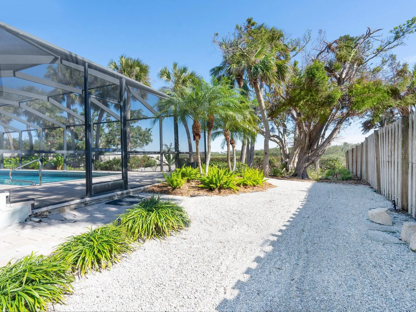 18 N CASEY KEY RD