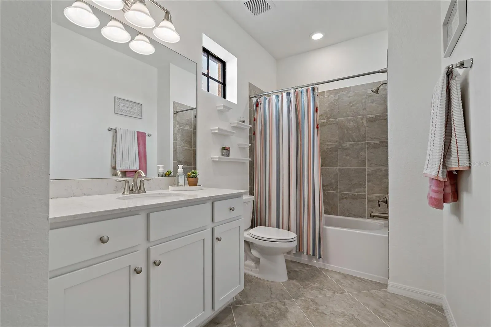 23189 BANBURY WAY #203, #203
