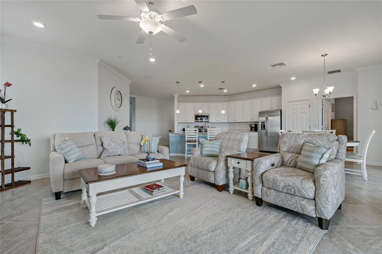 23189 BANBURY WAY #203, #203