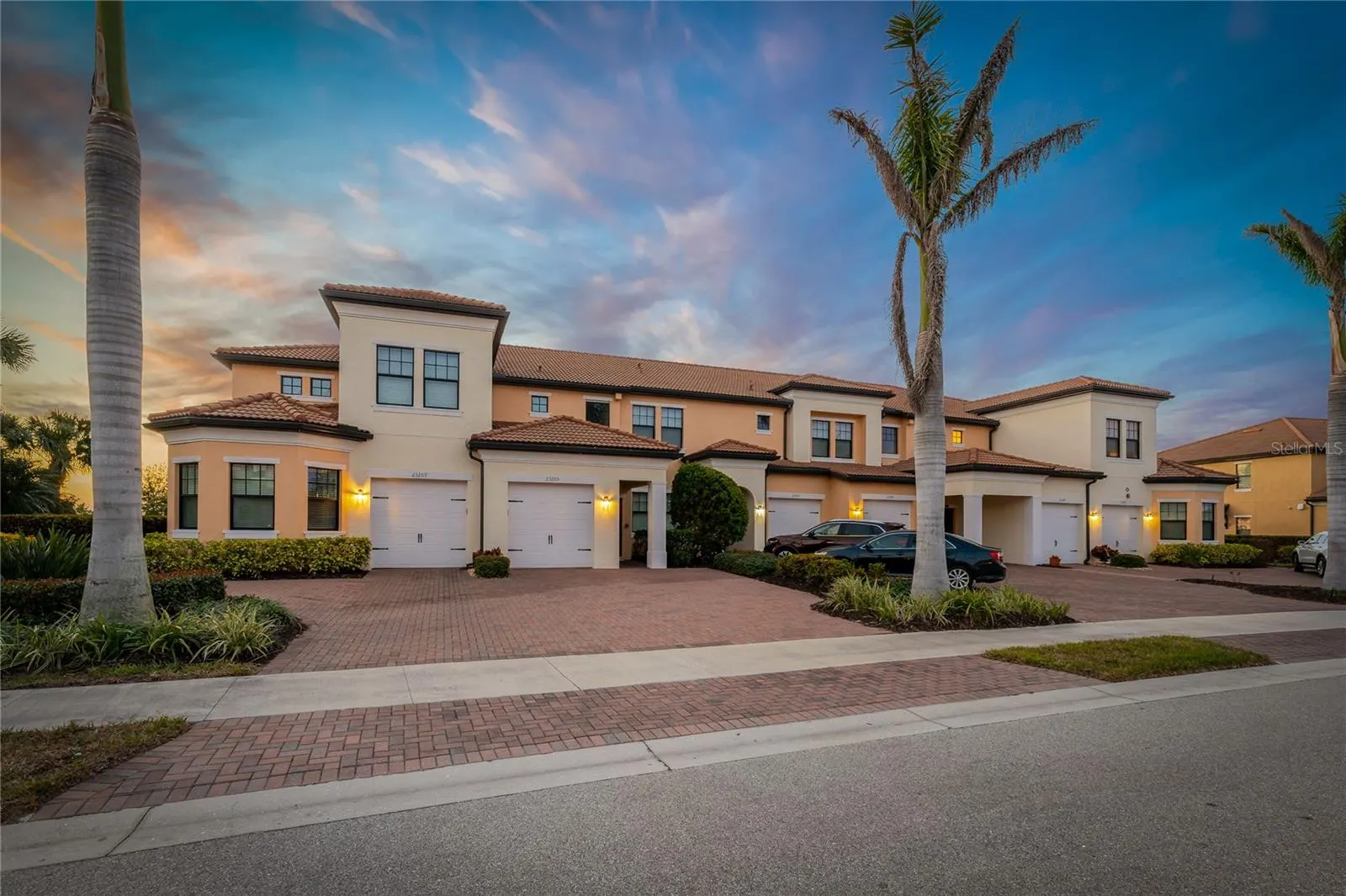 23189 BANBURY WAY #203, #203