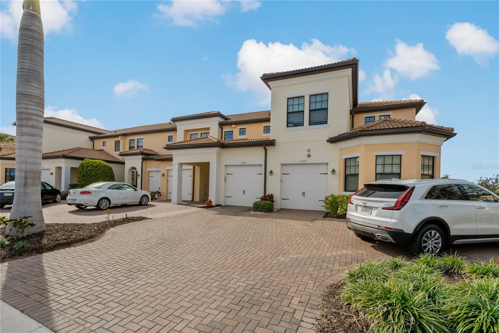 23189 BANBURY WAY #203, #203