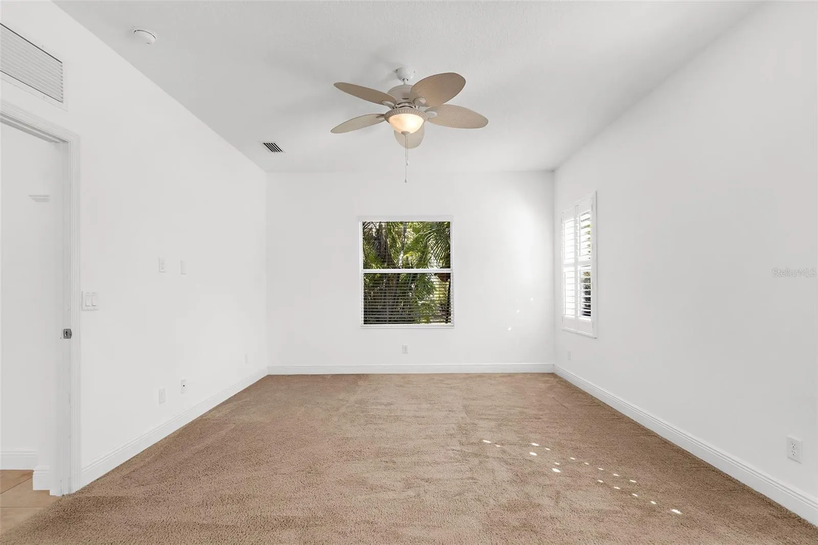 11603 GRAMERCY PARK AVE