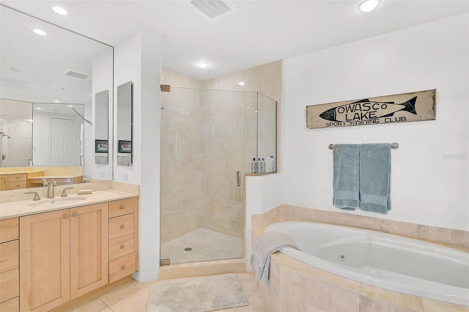 3603 N POINT RD #702 #702