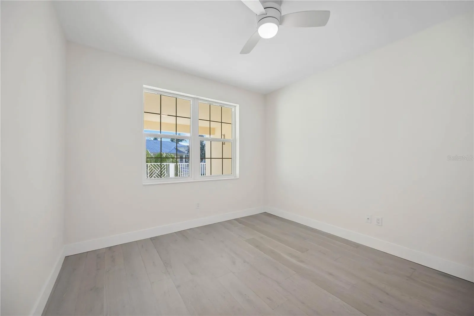 280 HIDDEN BAY DR #202, #202