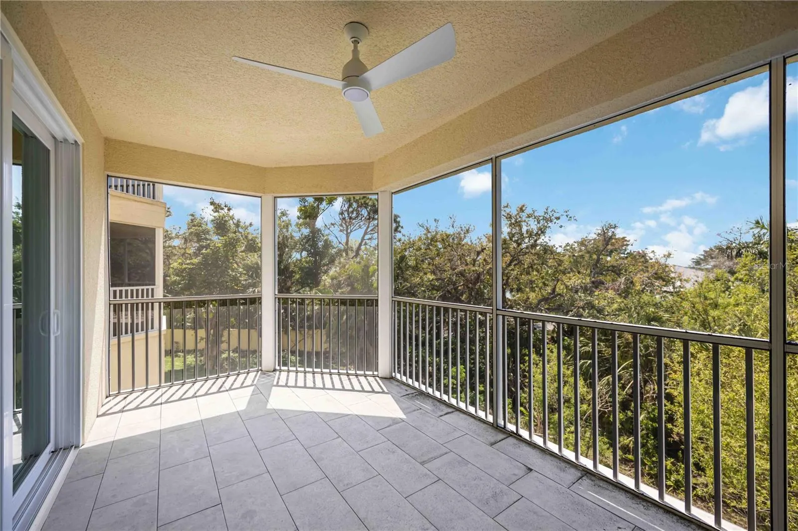 280 HIDDEN BAY DR #202, #202