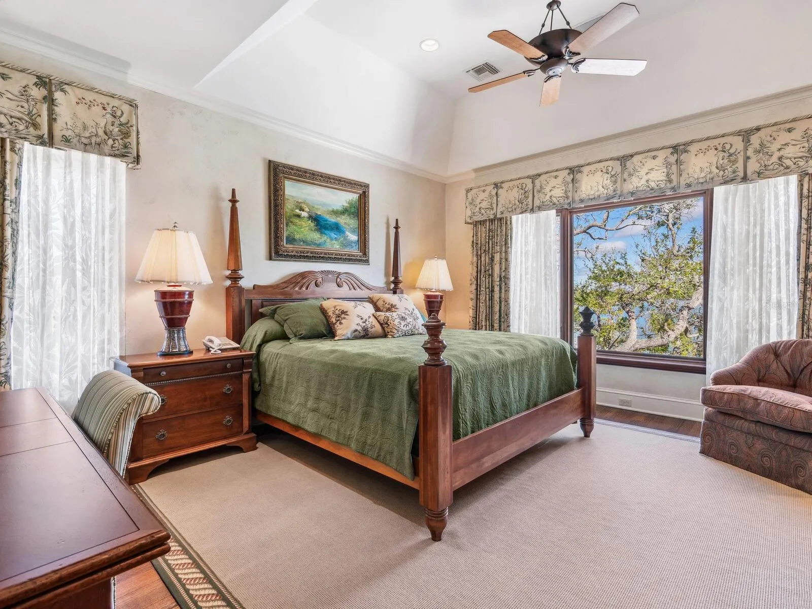 1216 N CASEY KEY RD