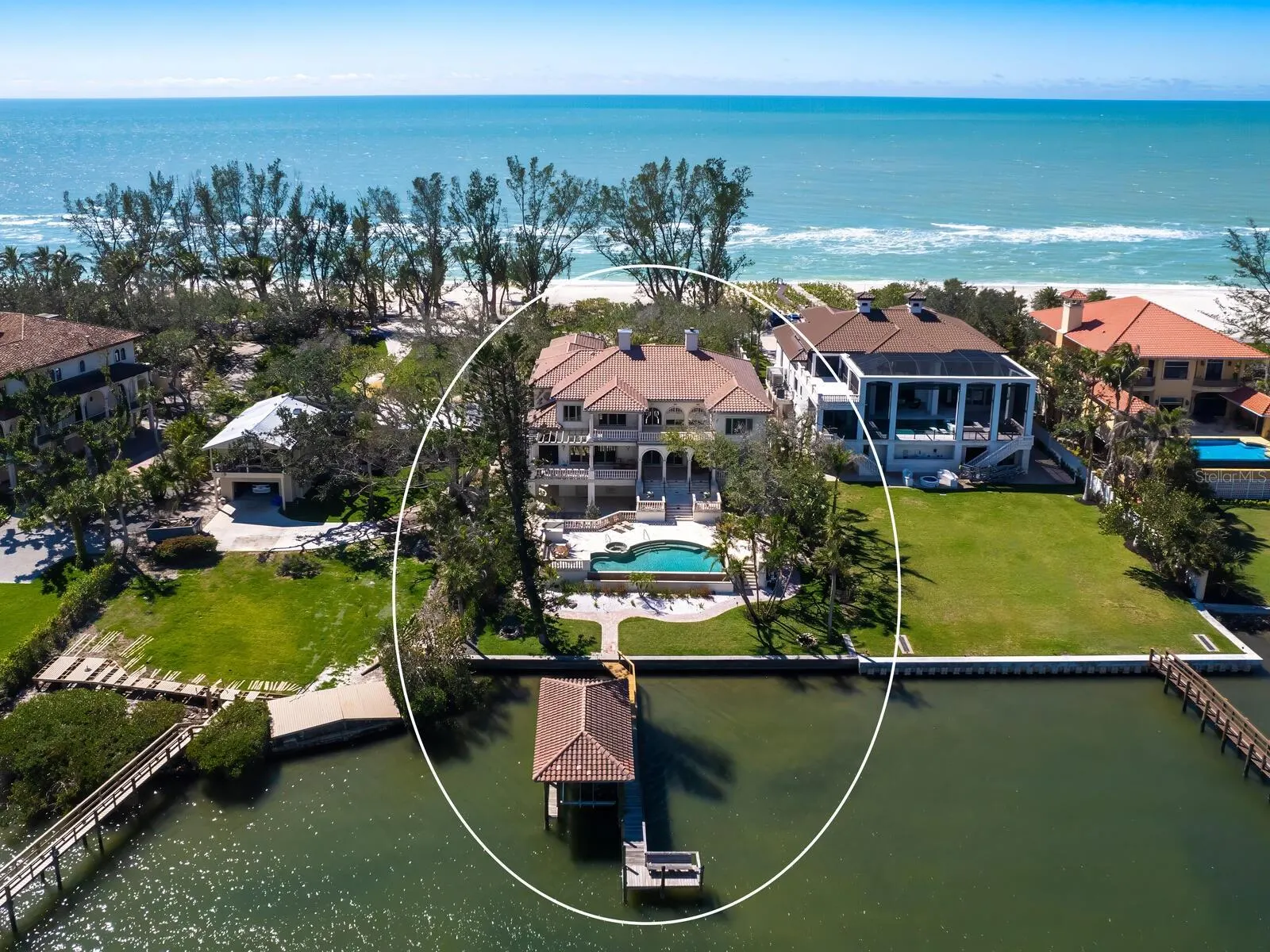1216 N CASEY KEY RD