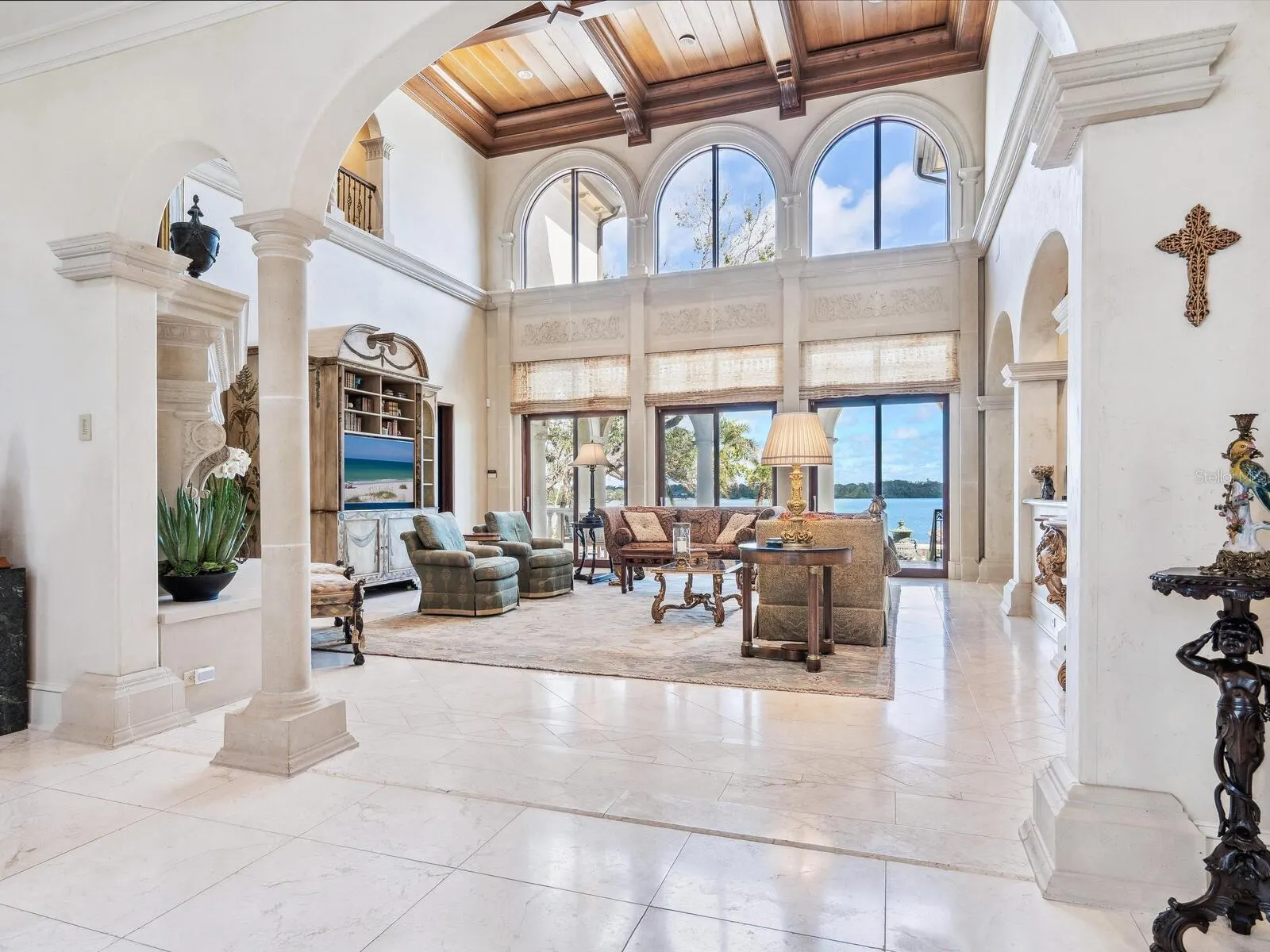 1216 N CASEY KEY RD