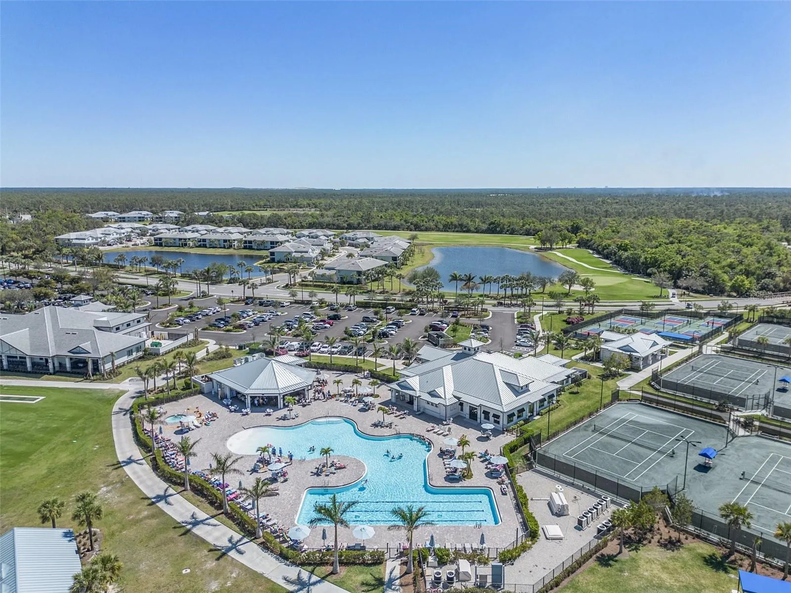 14061 HERITAGE LANDING BLVD #412, #412
