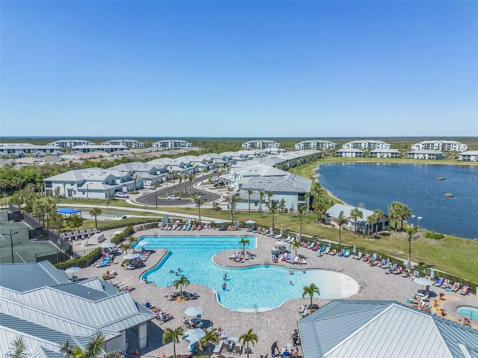 14061 HERITAGE LANDING BLVD #412, #412