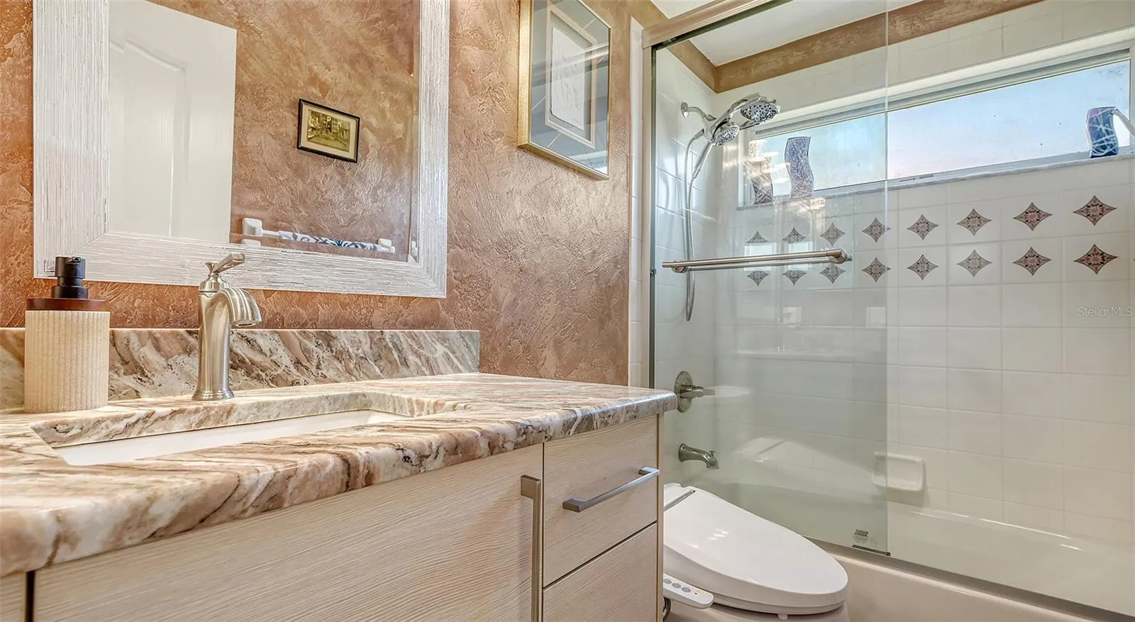 1085 MALLARD MARSH DR