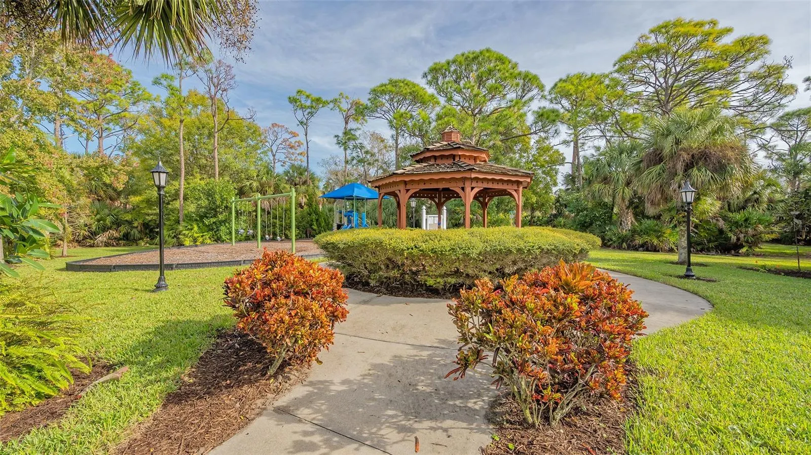 1085 MALLARD MARSH DR