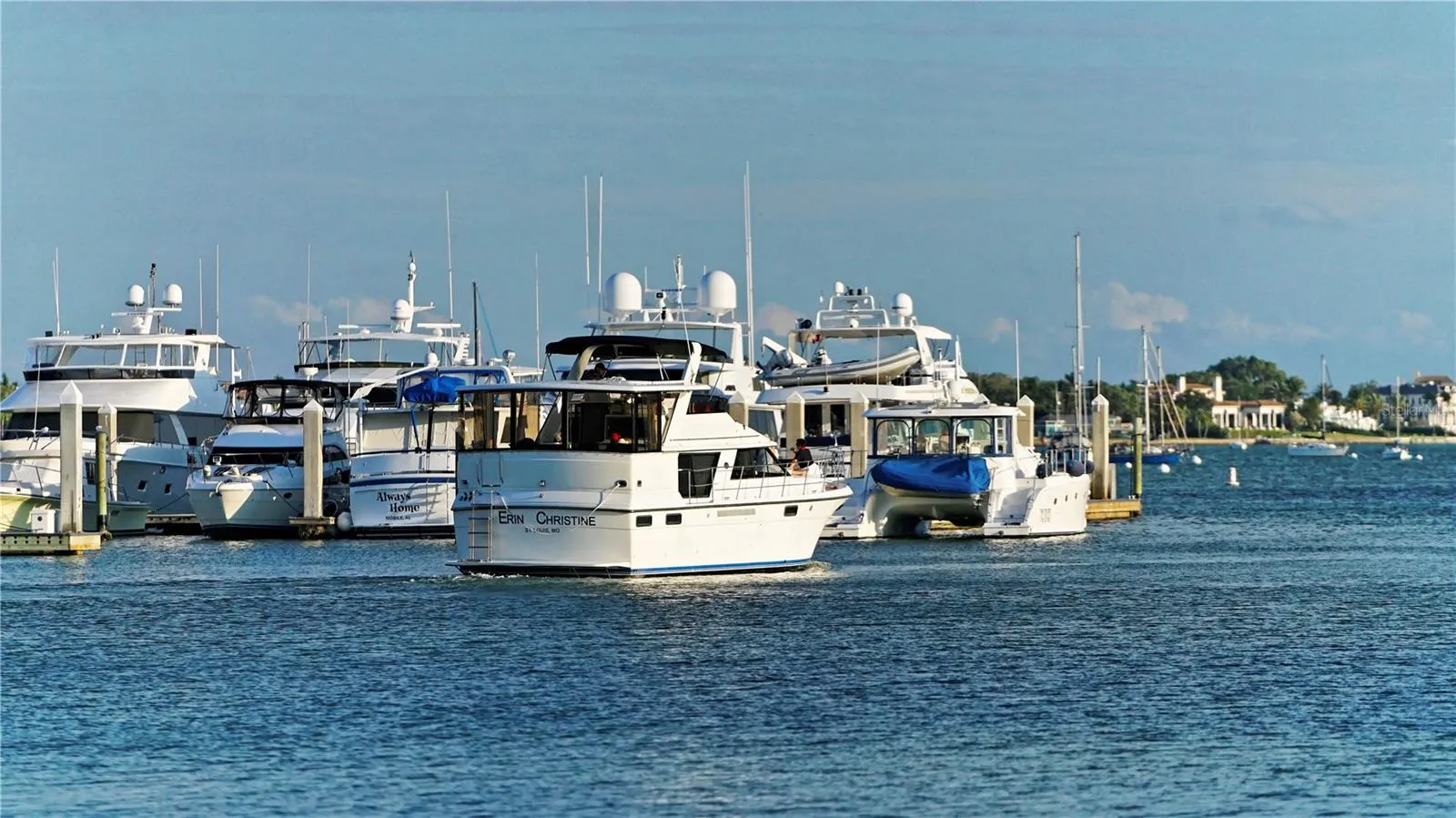 1042 N CASEY KEY RD