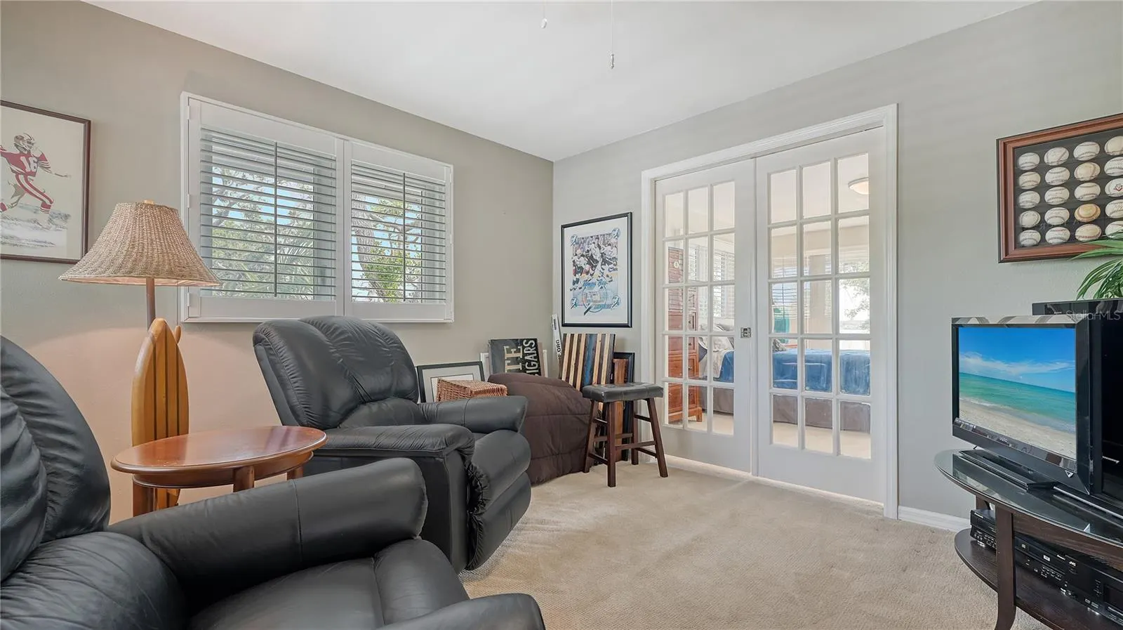 1042 N CASEY KEY RD